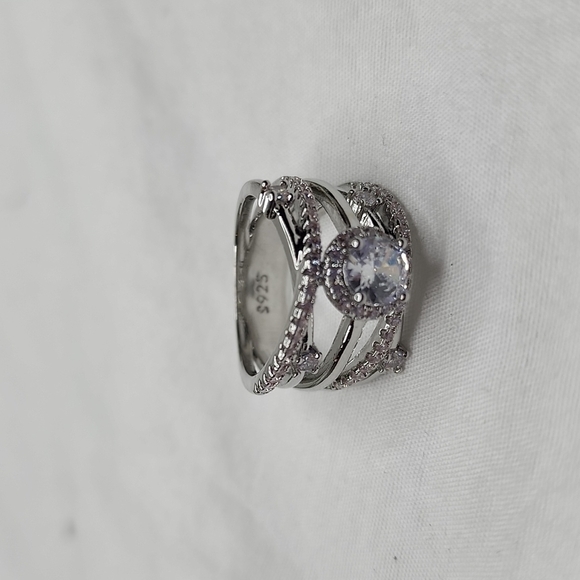 INFINITY DIAMOND RING🎄 - Picture 5 of 11